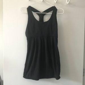 Lululemon Power Dance Tank // sz 6 // euc